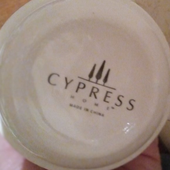 Cypress Set of 4 Coffee or Espresso Ceramic mugs with silver metal rack New - Picture 3 of 4